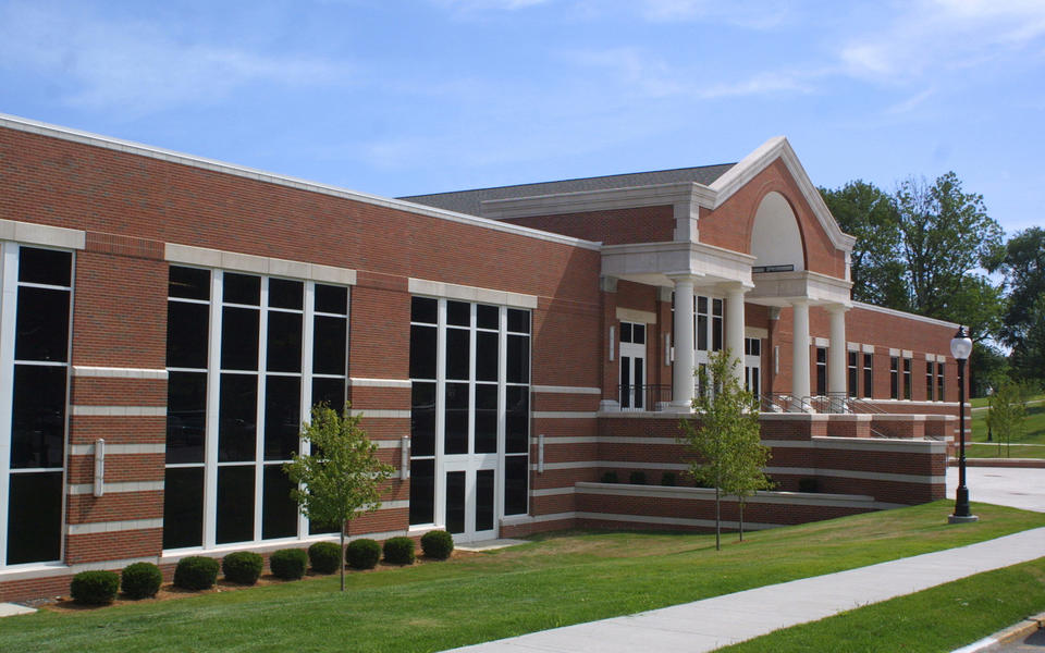 Monmouth College Huff Athletic Center