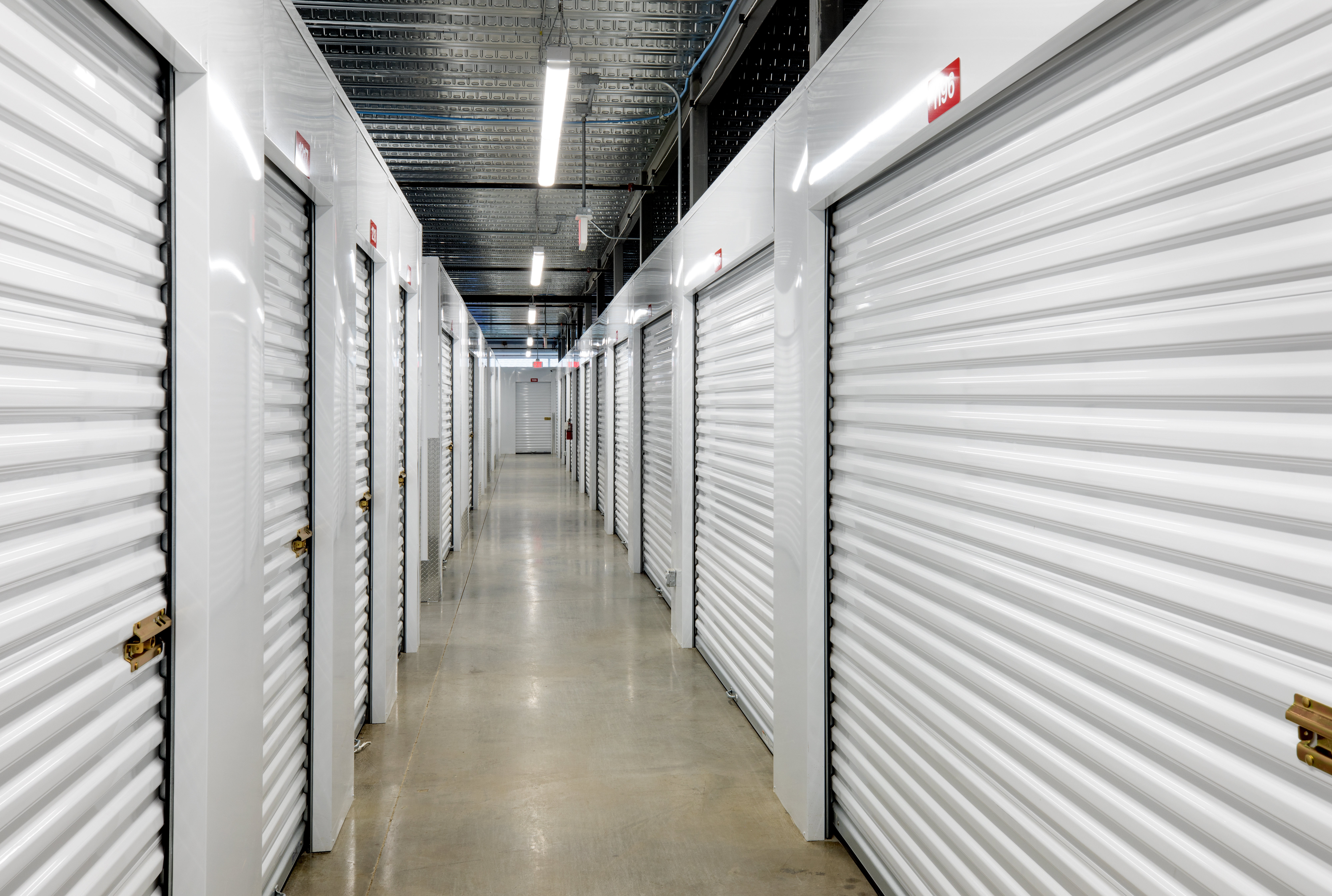 Hilliard Self Storage Lockers