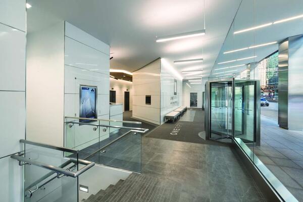 150 N Wacker lobby