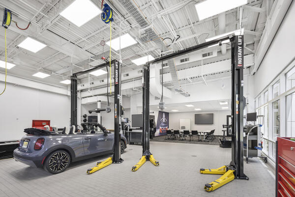 BMW Training Center