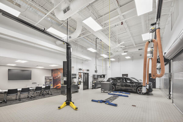 BMW Training Center