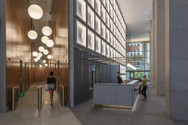 200 S. Wacker Drive Entry and Lobby Renovation