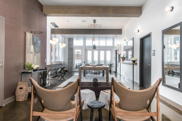 Pepper Builds 810 N Clark Apartments
