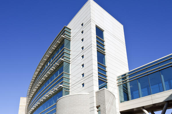 Advocate Condell facade