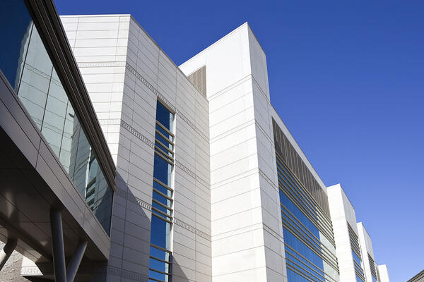 Advocate Condell facade