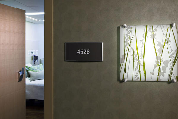 Advocate Condell patient room