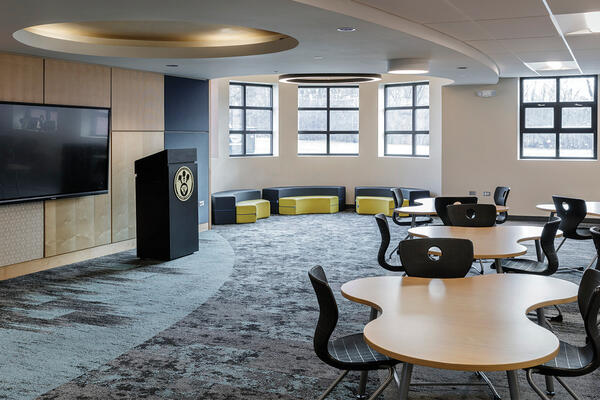 Diamond Lake School Meeting Room 