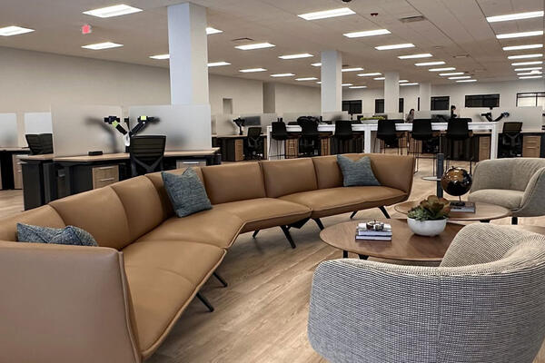Large-scale distribution center interior designed for logistics, warehousing, and supply chain operations.