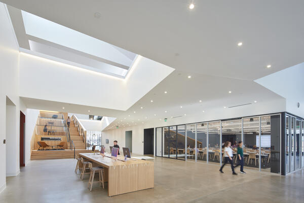 Higher education, Ivy tech. Pepper, Pepper construction, Indiana, College construction, Construction, Higher Education construction, Ivy Tech Community College, Columbus, Main Building, Aerial, Campus, Students
