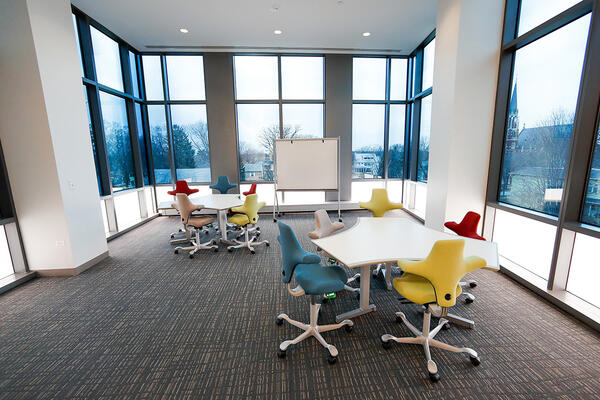 North Central College Dynamic Glass