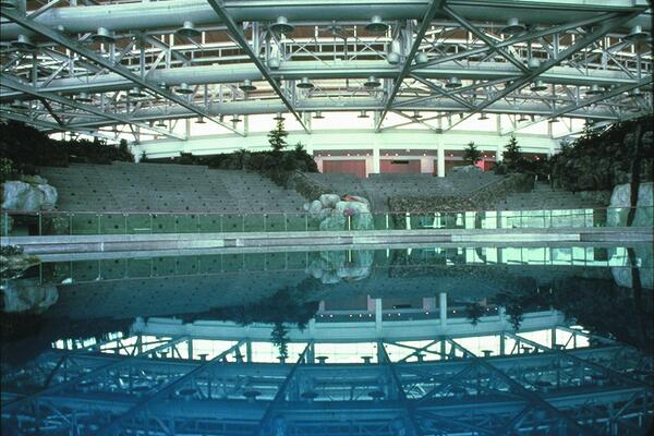 Photo of the finished Shedd Aquarium Oceanarium Venue Construction Project