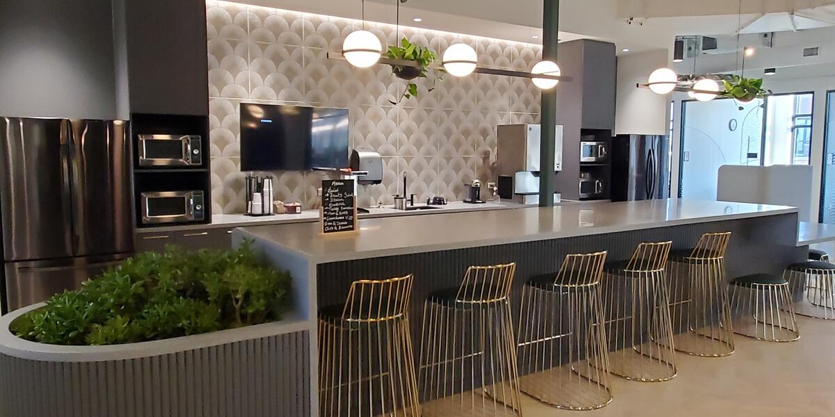 Kimberly Clark. Fulton Market Office Consolidation Cafe