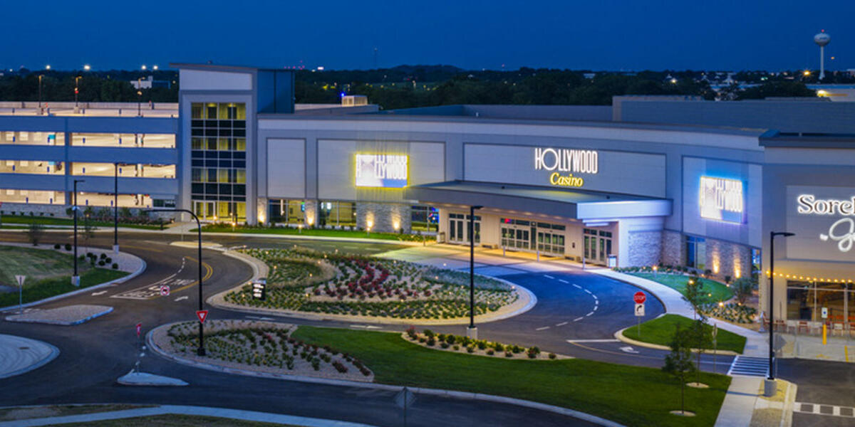 Penn Gaming, Hollywood Casino Relocation