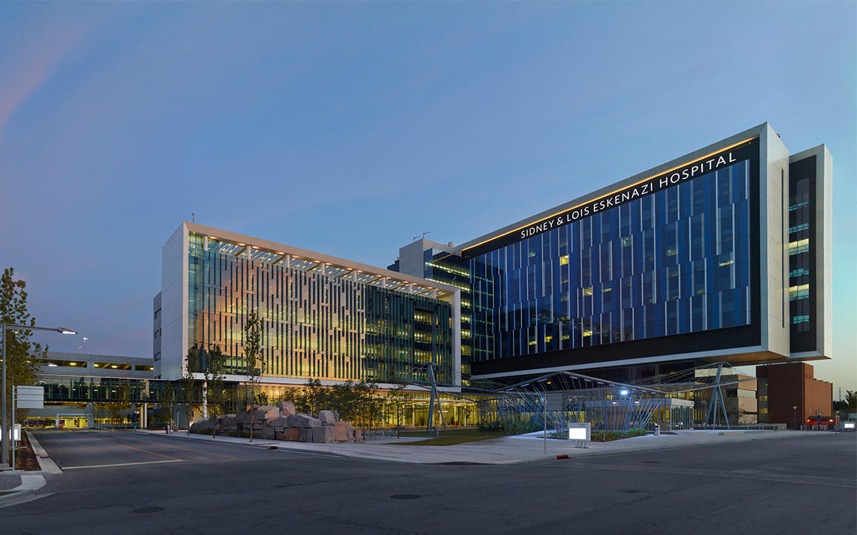 Pepper Builds AwardWinning Sidney & Lois Eskenazi Hospital