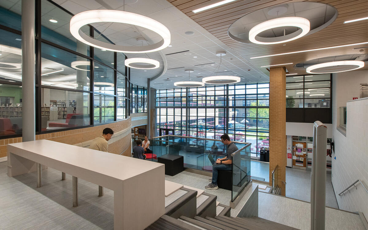 Hinsdale Township High School District 86 Masterplan