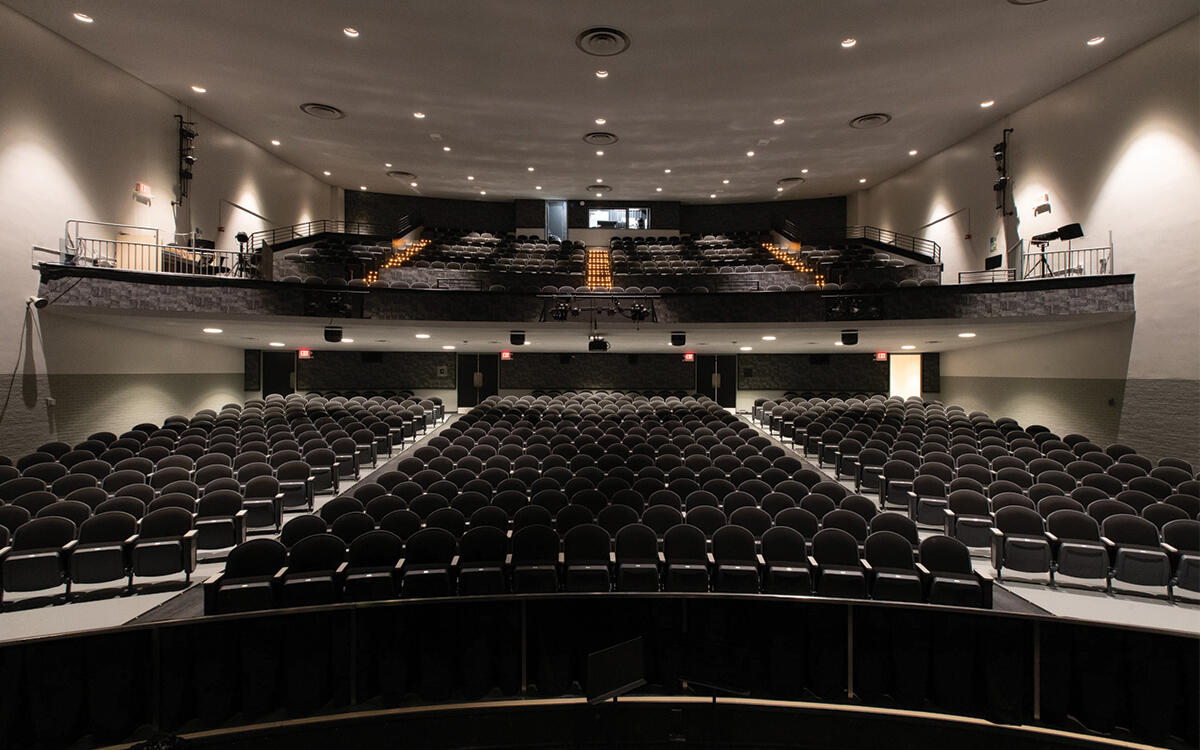 Hinsdale Township High School District 86 Masterplan