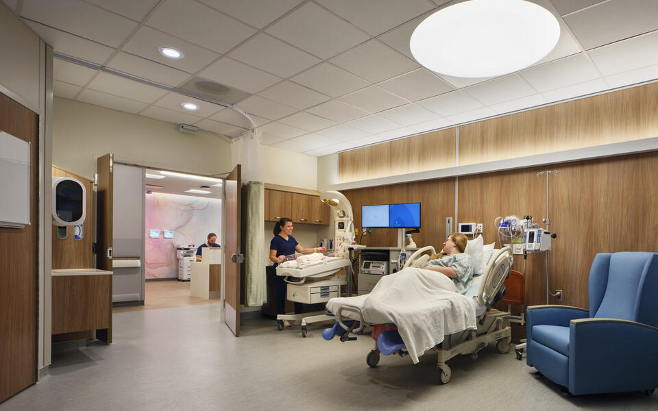 Healthcare Construction, Ascension Health, Ascension St. Vincent Women and Infant's Hospital