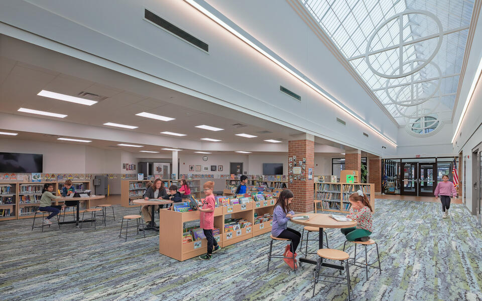 K-12 Construction, Pepper Indiana, Pepper Construction, Indianapolis, Indiana, HSE, Hamilton Southeastern Schools, Elementary school, students, first grade, second grade, third grade, fourth grade, fifth grade, library, teaching