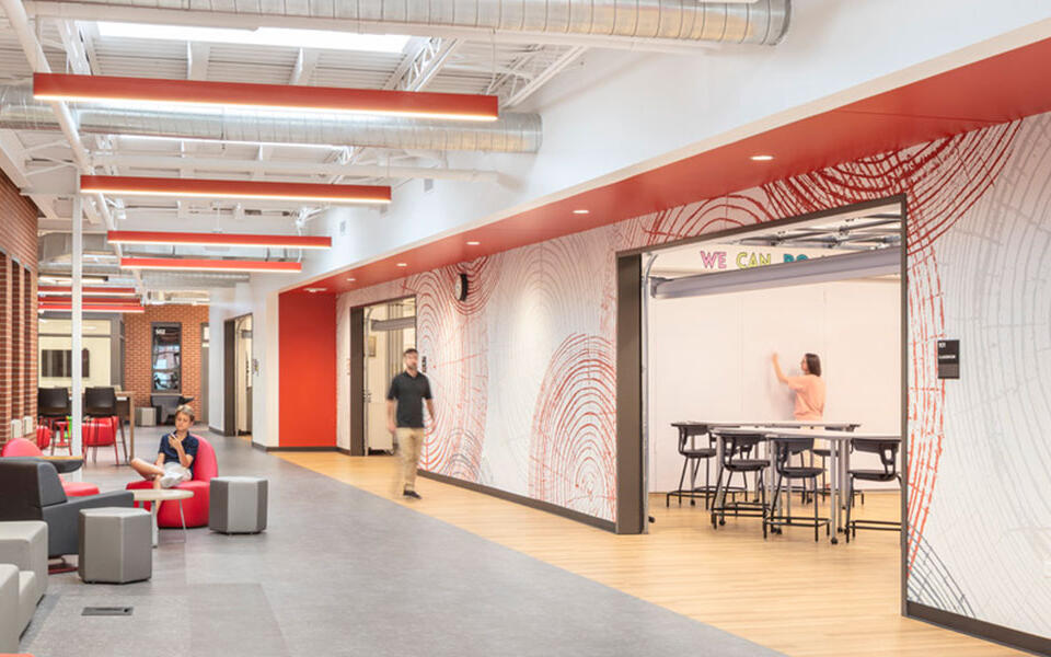 Barrington CUSD 220, Middle School and Elementary School Renovations