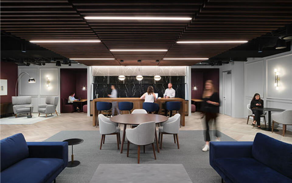 Barnes & Thornburg Office