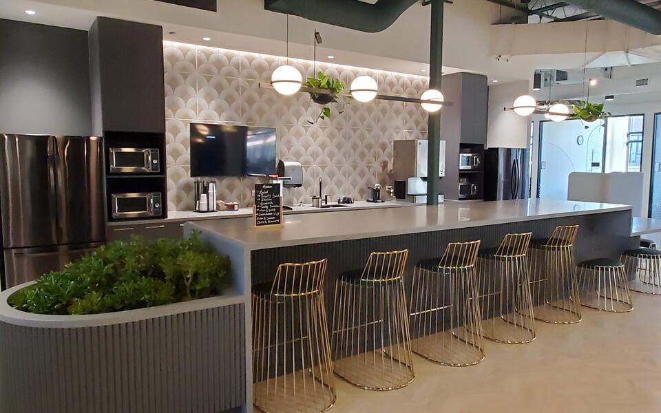 Kimberly Clark. Fulton Market Office Consolidation Cafe