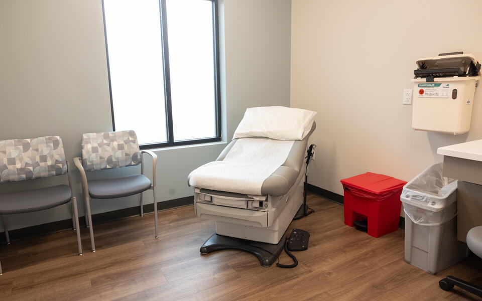 IU Health, Exam rooms, MOB, Healthcare, Healthcare Construction, nurse, doctors, Hospital, nurse station, locker rooms, Pepper Indiana, Pepper Construction, Nashville, Indiana, YMCA, Indian University Health, Indiana University 